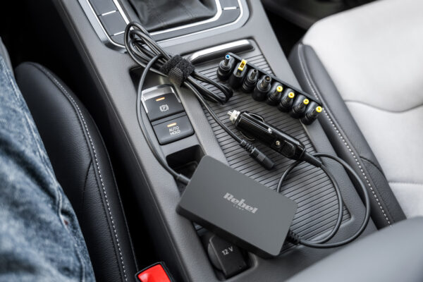 Ładowarka samochodowa do laptopa zasilacz 65W 12v 24V 8 końcówek Rebel - obrazek 9